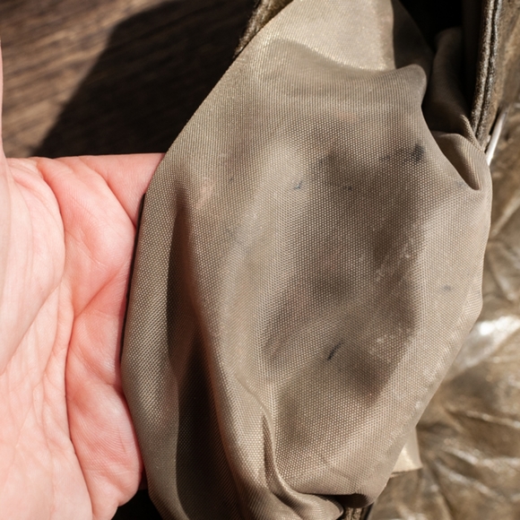 Green Clutch - Picture 4 of 4